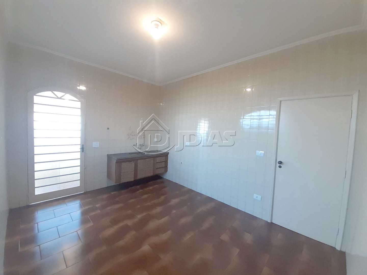 Casa à venda com 3 quartos, 260m² - Foto 8