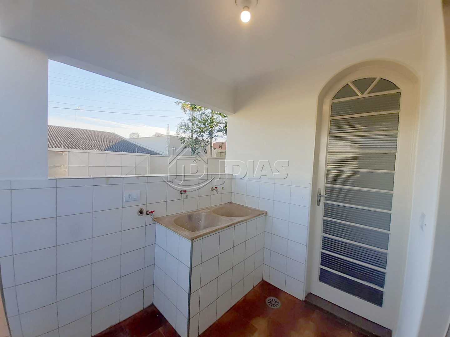 Casa à venda com 3 quartos, 260m² - Foto 9