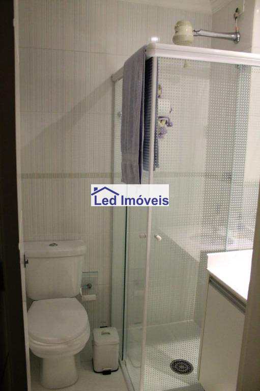 Apartamento à venda com 3 quartos, 77m² - Foto 11