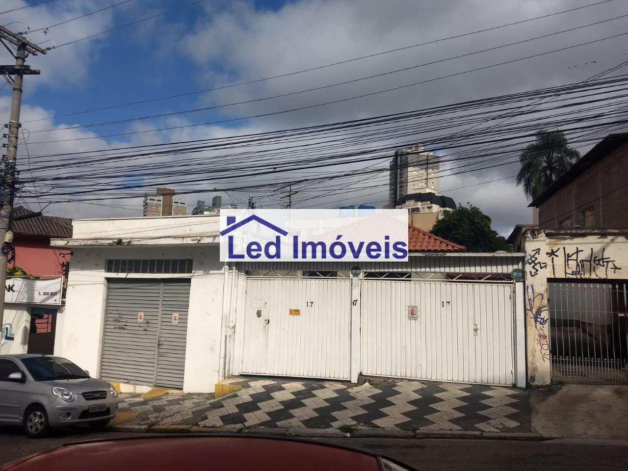 Sobrado à venda com 4 quartos, 100m² - Foto 1