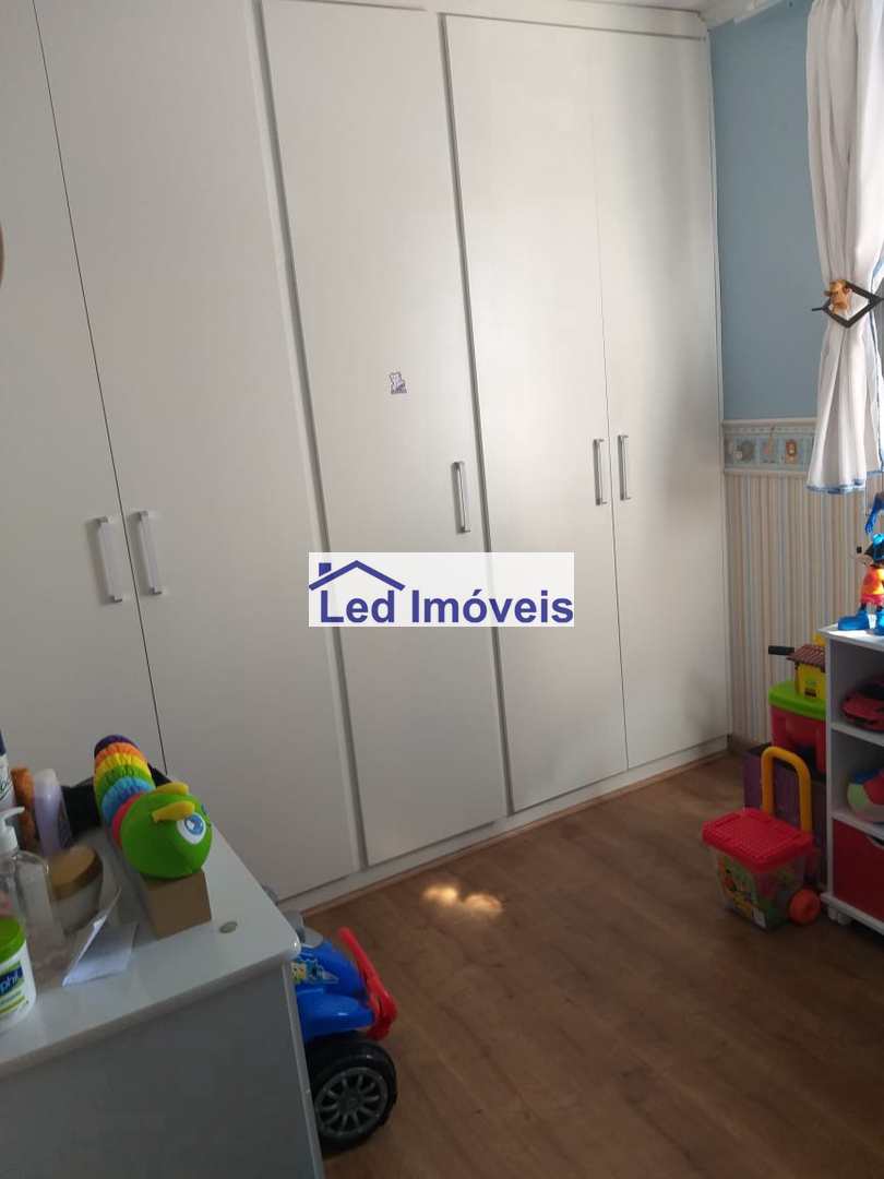 Apartamento à venda com 2 quartos, 70m² - Foto 14