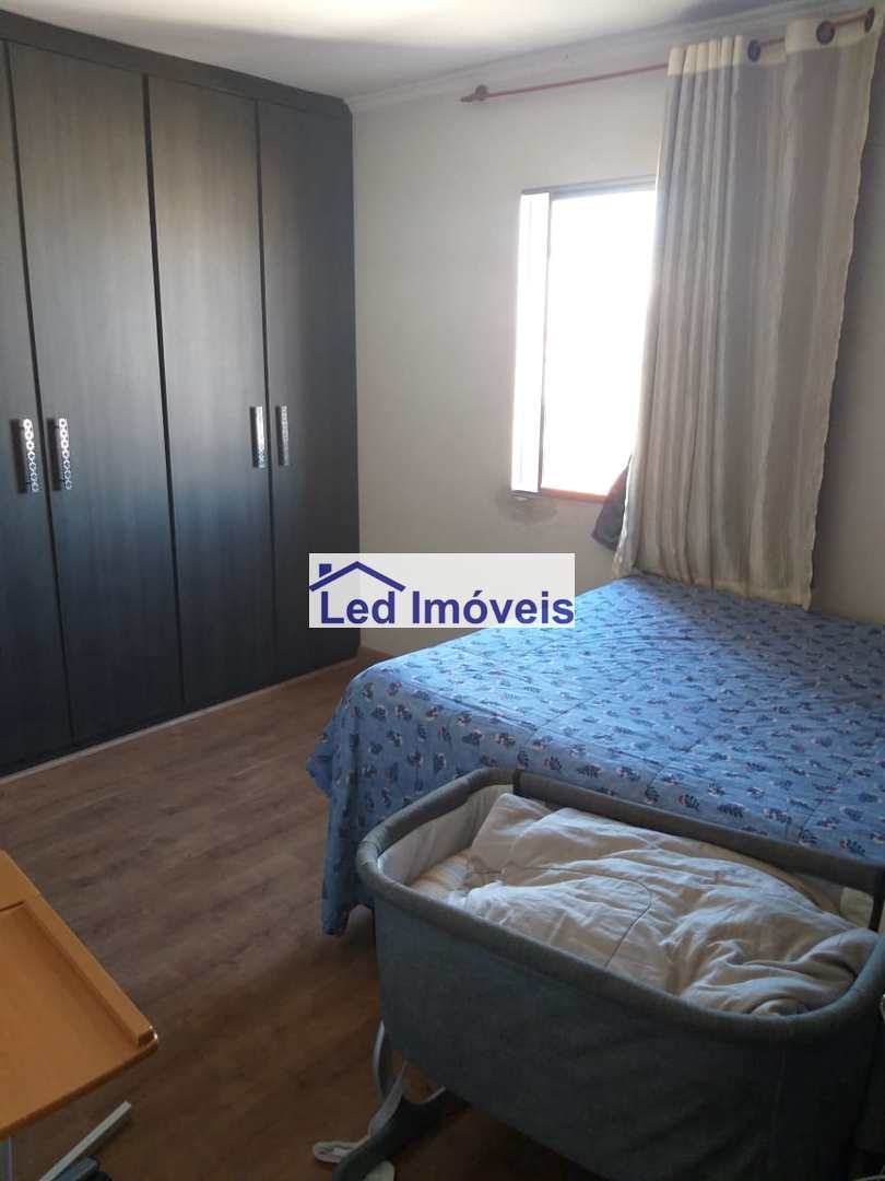 Apartamento à venda com 2 quartos, 70m² - Foto 9