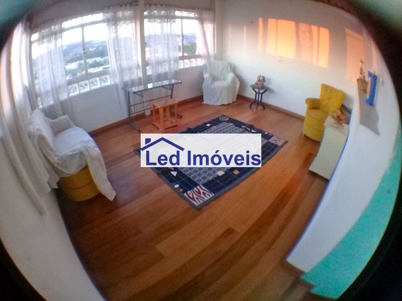 Sobrado à venda com 4 quartos, 350m² - Foto 3