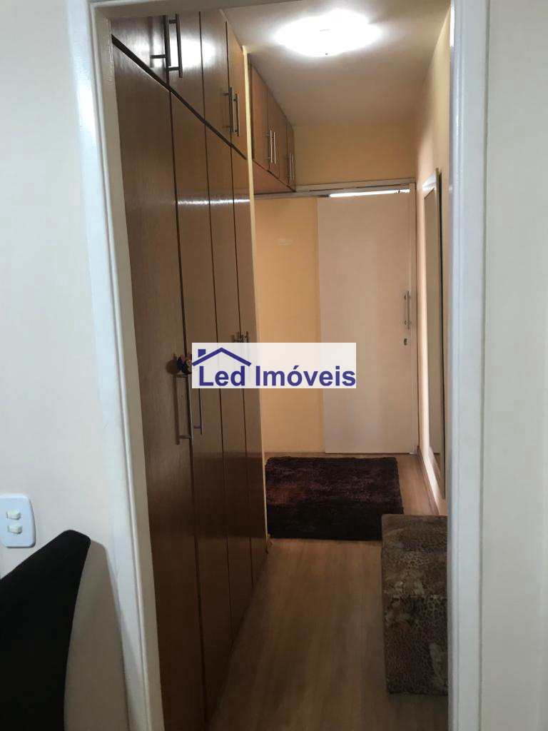 Apartamento à venda com 2 quartos, 61m² - Foto 7