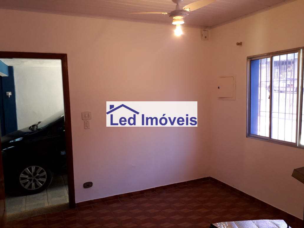 Casa à venda com 2 quartos, 150m² - Foto 6