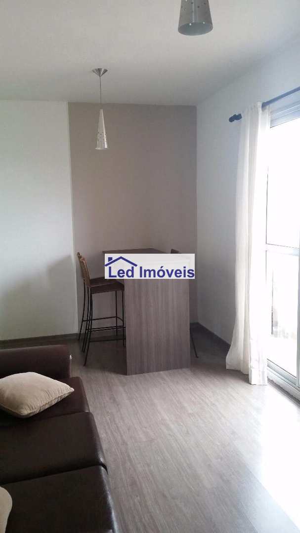 Apartamento à venda com 2 quartos, 60m² - Foto 2