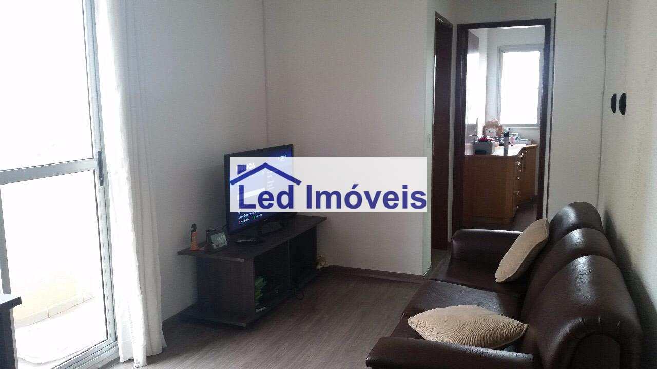 Apartamento à venda com 2 quartos, 60m² - Foto 1