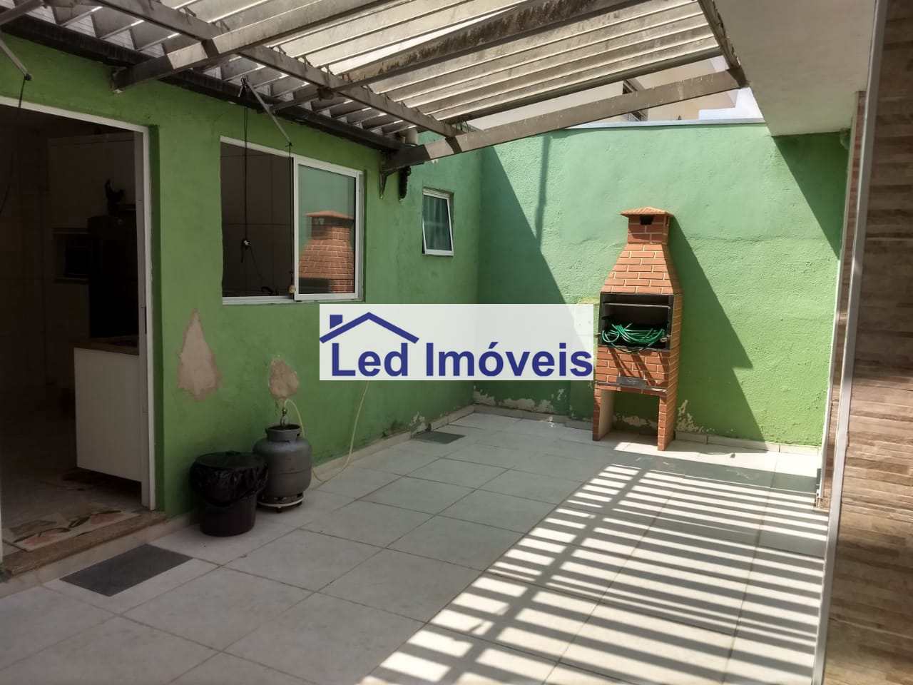 Casa à venda com 2 quartos, 138m² - Foto 11