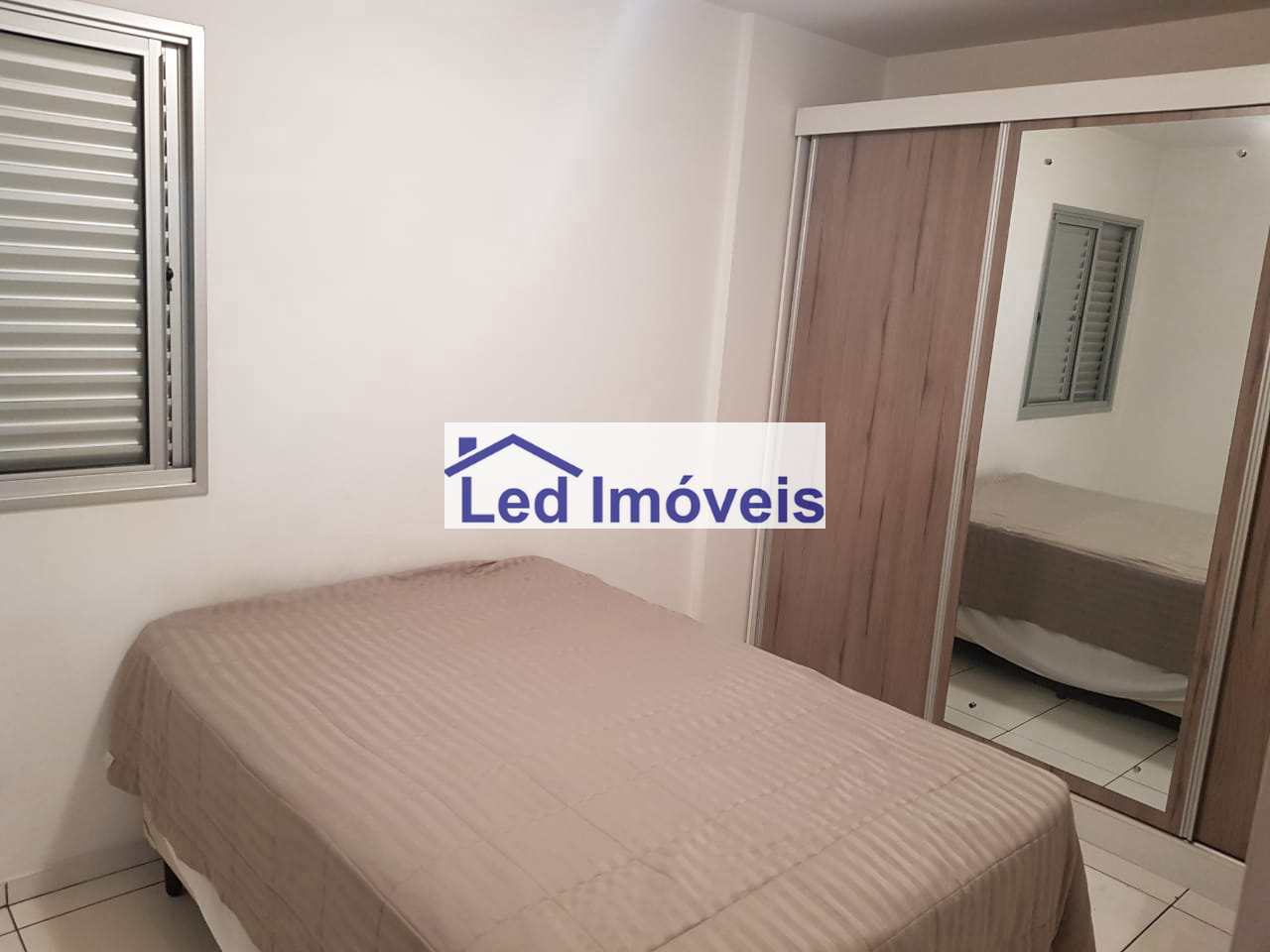 Apartamento à venda com 2 quartos, 61m² - Foto 10