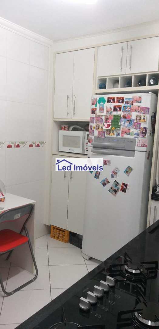 Apartamento à venda com 2 quartos, 62m² - Foto 5