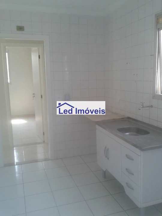 Apartamento à venda com 2 quartos, 62m² - Foto 5