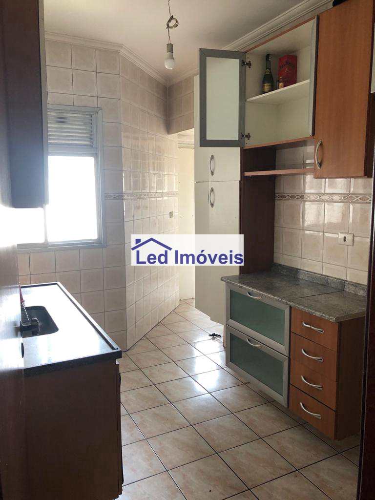 Apartamento à venda com 3 quartos, 66m² - Foto 7