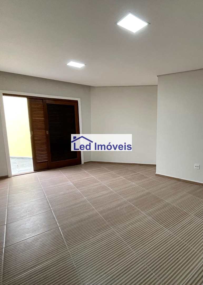 Casa à venda com 3 quartos, 160m² - Foto 17