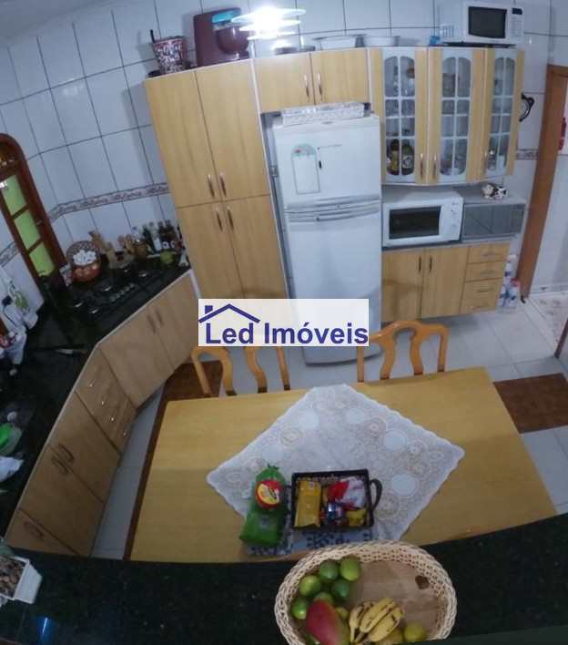 Casa à venda com 3 quartos, 175m² - Foto 3