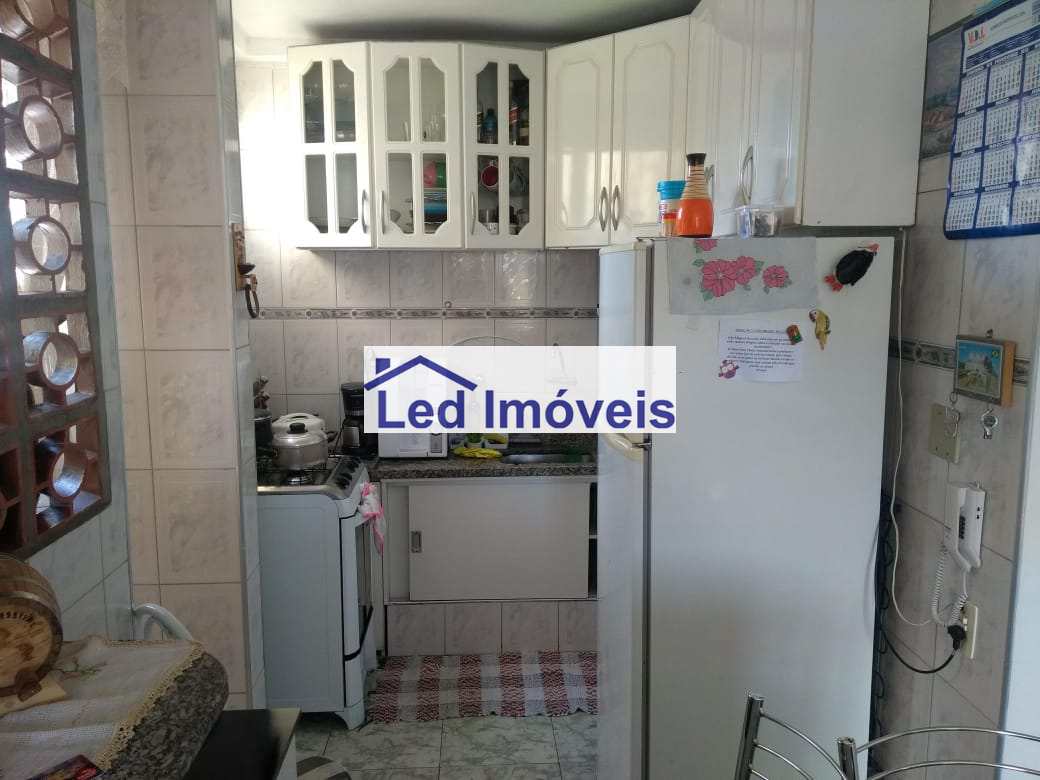 Apartamento à venda com 3 quartos, 60m² - Foto 4