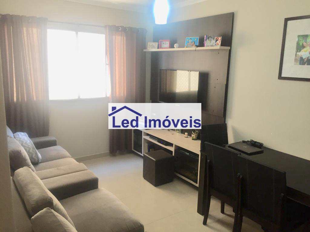 Apartamento à venda com 2 quartos, 67m² - Foto 1