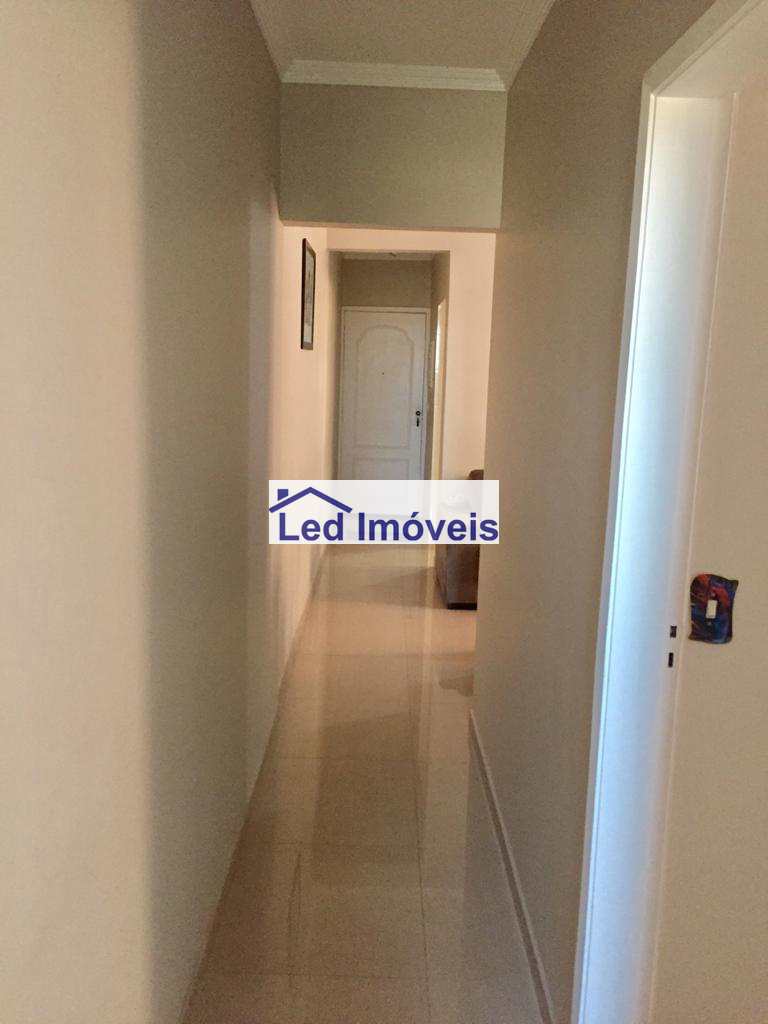 Apartamento à venda com 2 quartos, 67m² - Foto 16