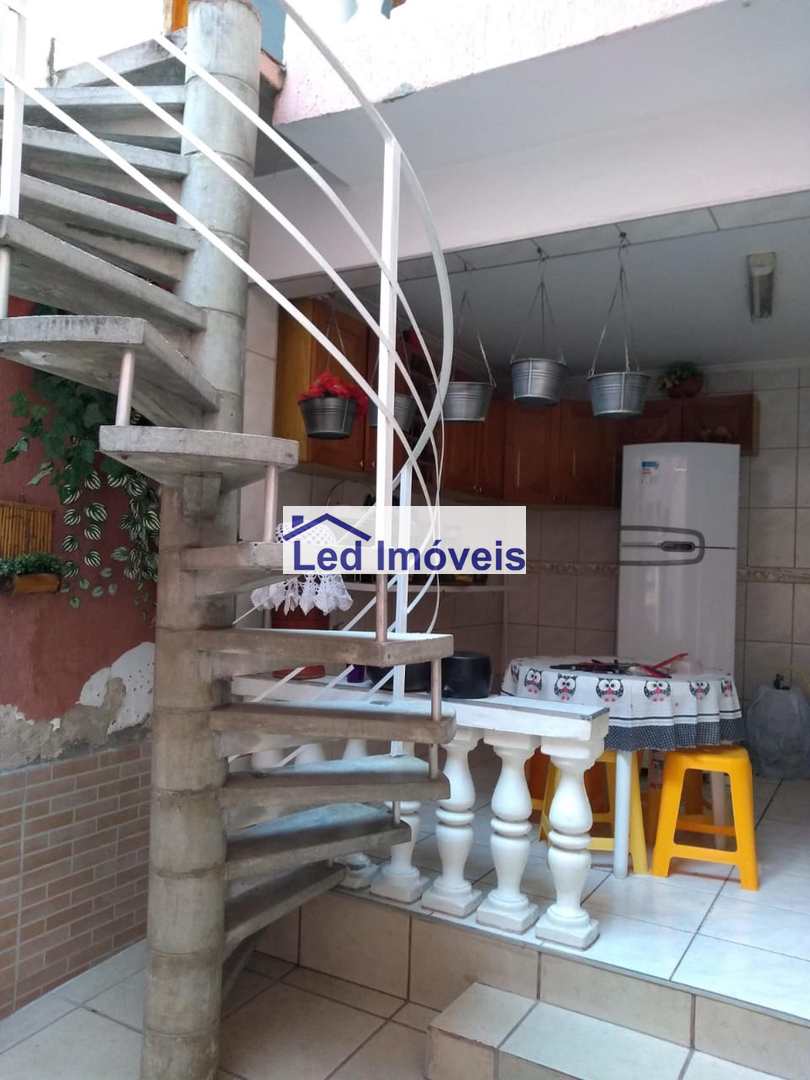 Sobrado à venda com 3 quartos, 166m² - Foto 22