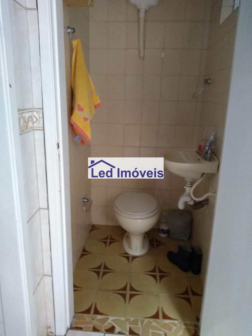 Sobrado à venda com 3 quartos, 166m² - Foto 24