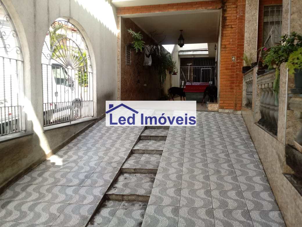 Sobrado à venda com 5 quartos, 250m² - Foto 2