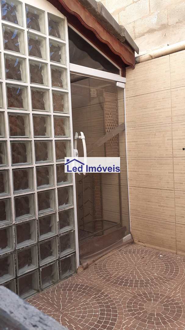 Apartamento à venda com 2 quartos, 64m² - Foto 11