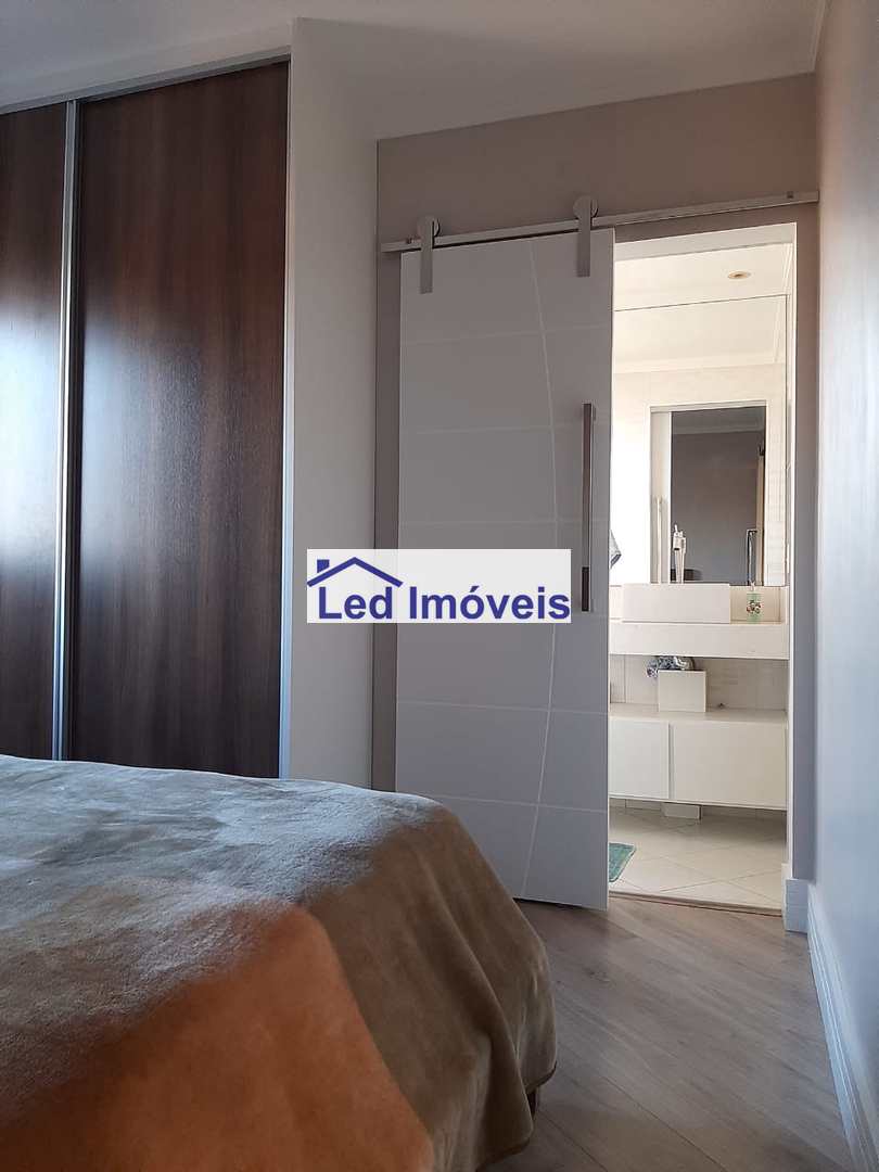 Apartamento à venda com 3 quartos, 74m² - Foto 8