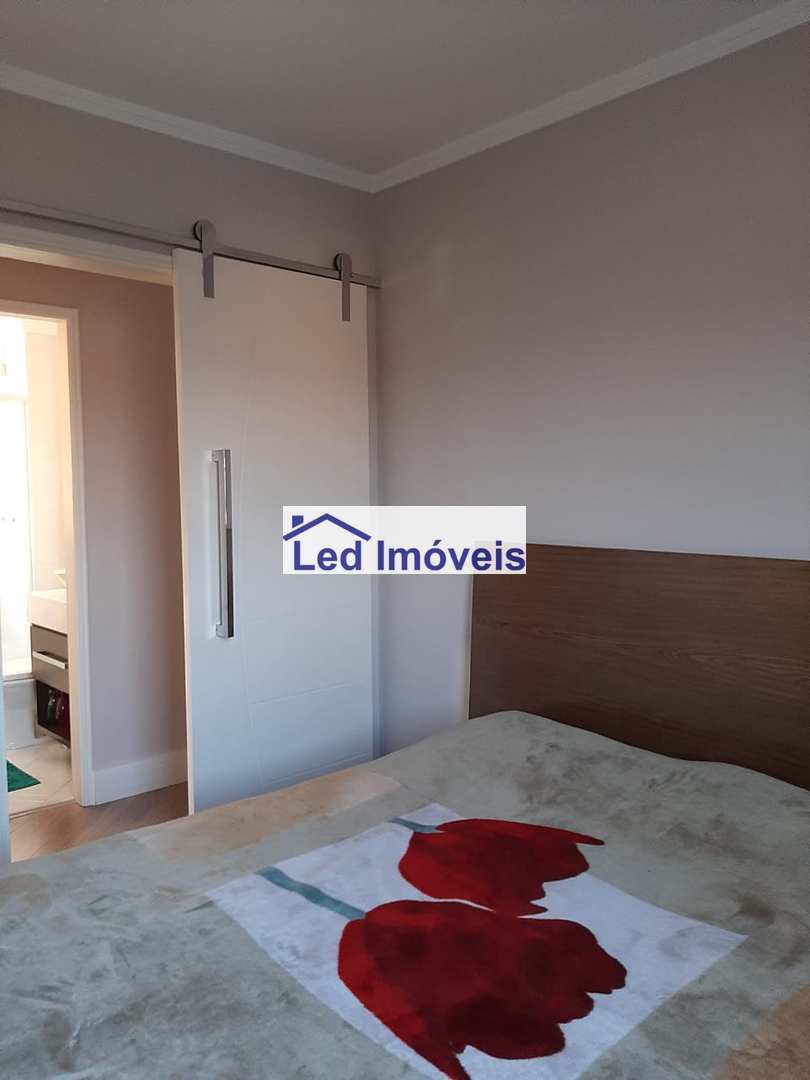 Apartamento à venda com 3 quartos, 74m² - Foto 7