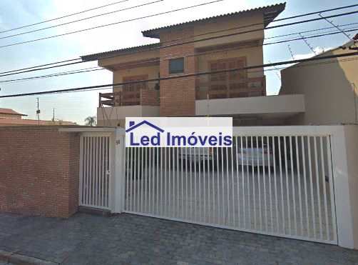 Sobrado à venda com 4 quartos, 320m² - Foto 1