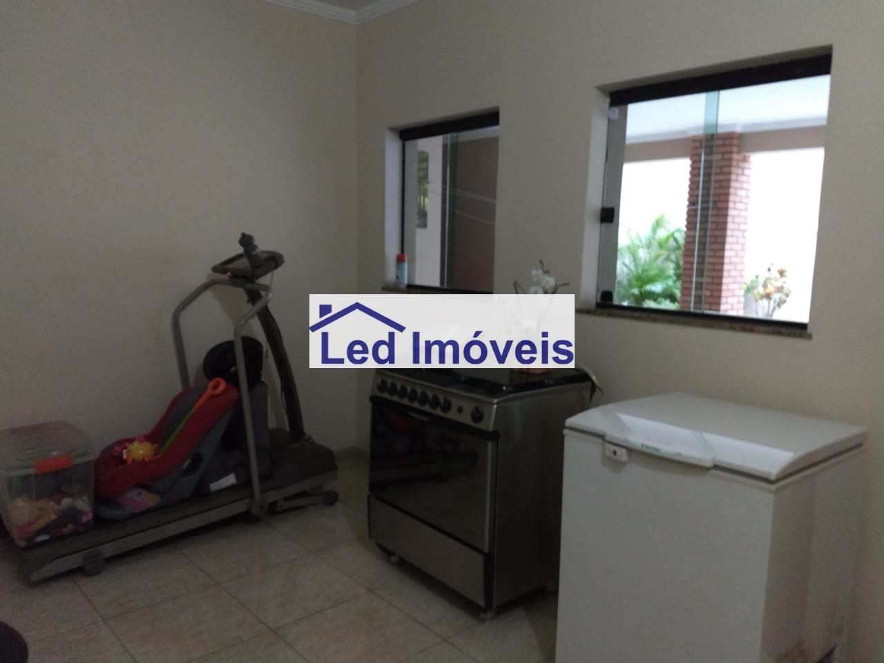 Sobrado à venda com 4 quartos, 320m² - Foto 26