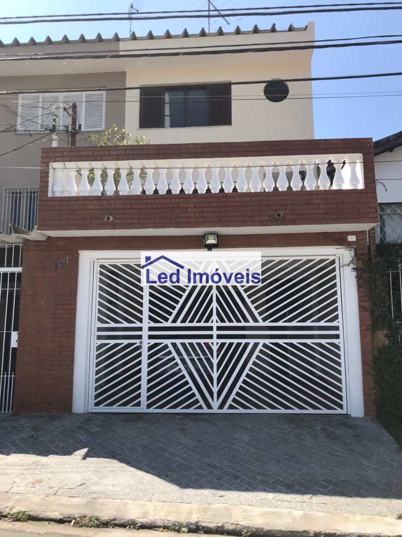 Sobrado à venda com 3 quartos, 150m² - Foto 1