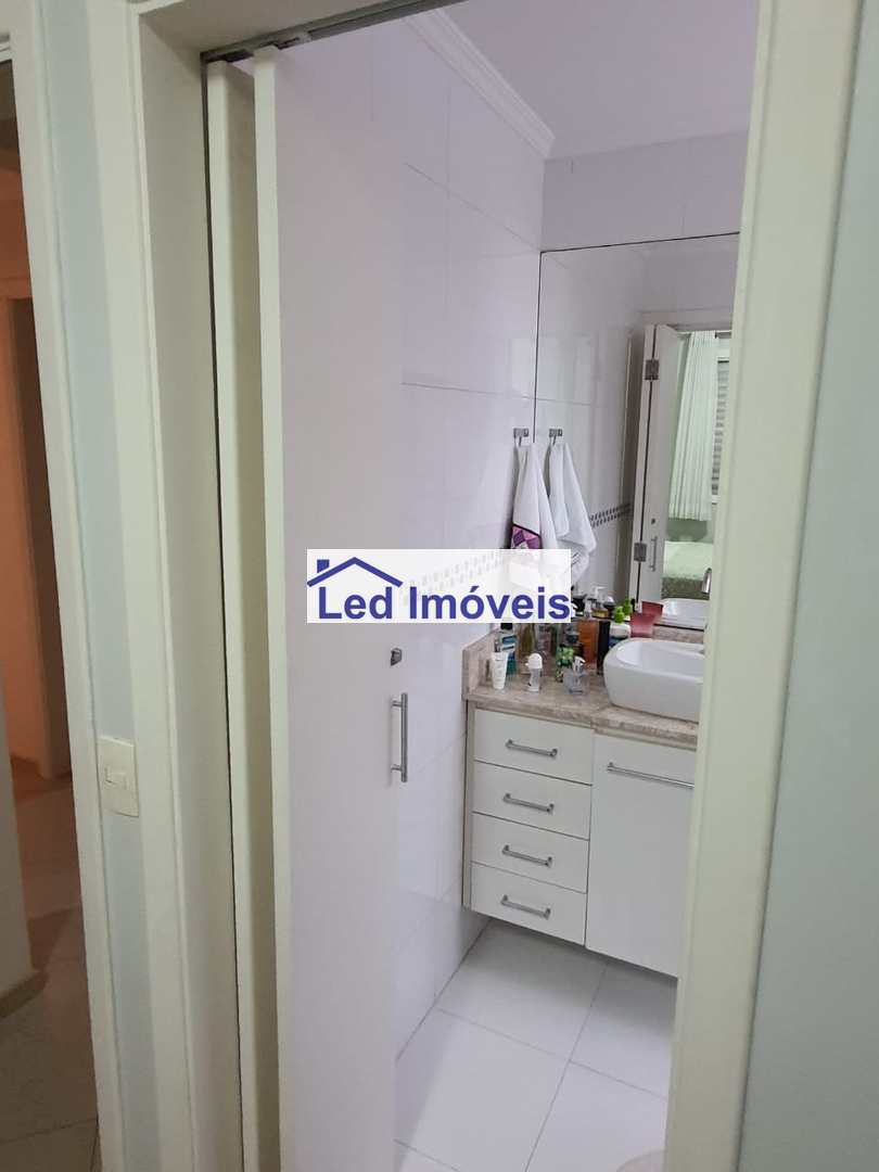 Apartamento à venda com 3 quartos, 80m² - Foto 18