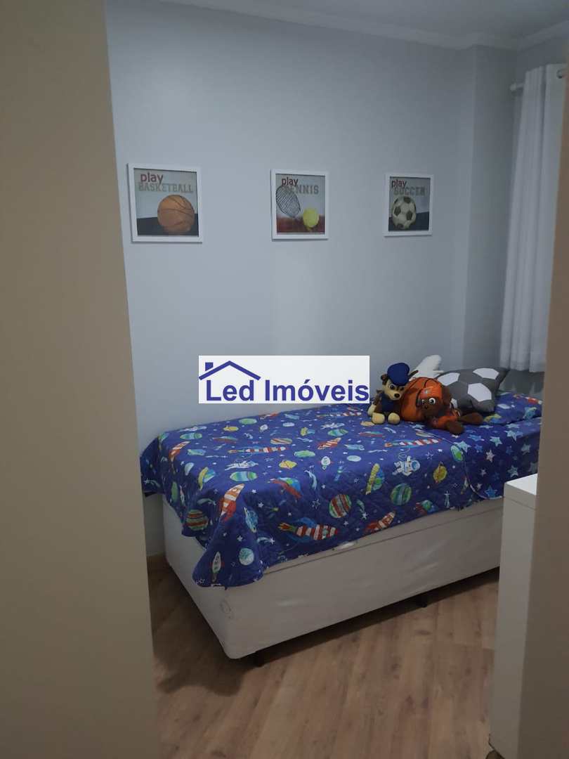 Apartamento à venda com 3 quartos, 80m² - Foto 21