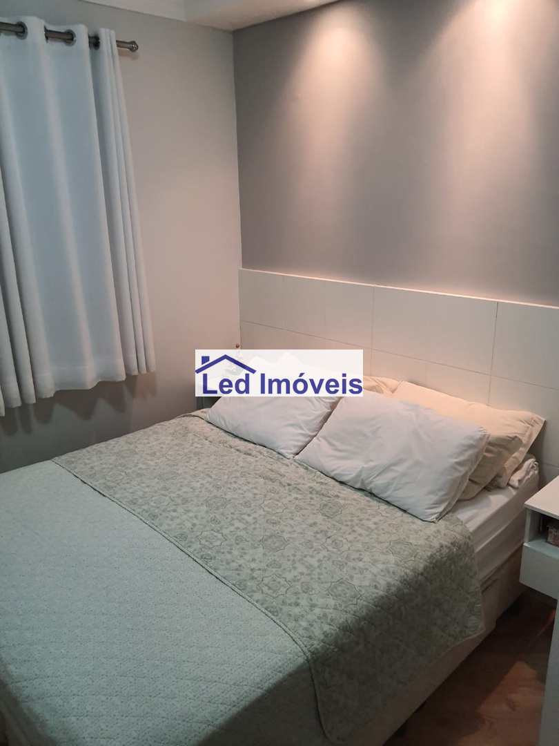 Apartamento à venda com 3 quartos, 80m² - Foto 14