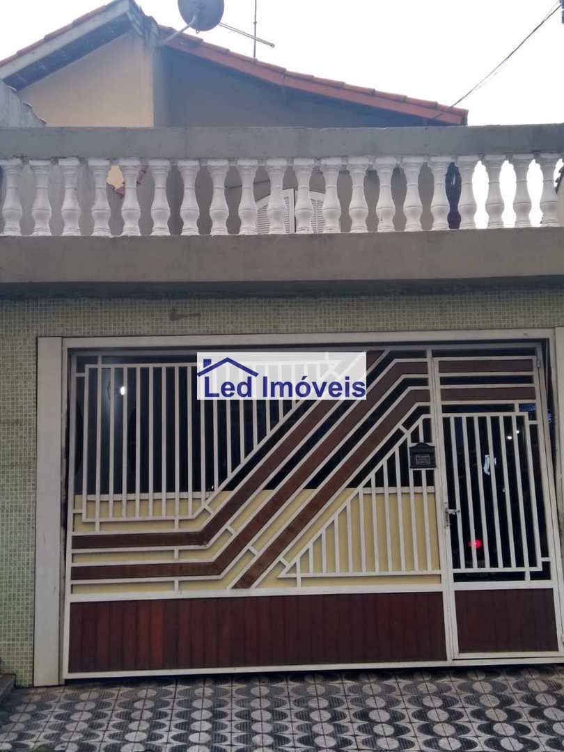 Sobrado à venda com 3 quartos, 130m² - Foto 1