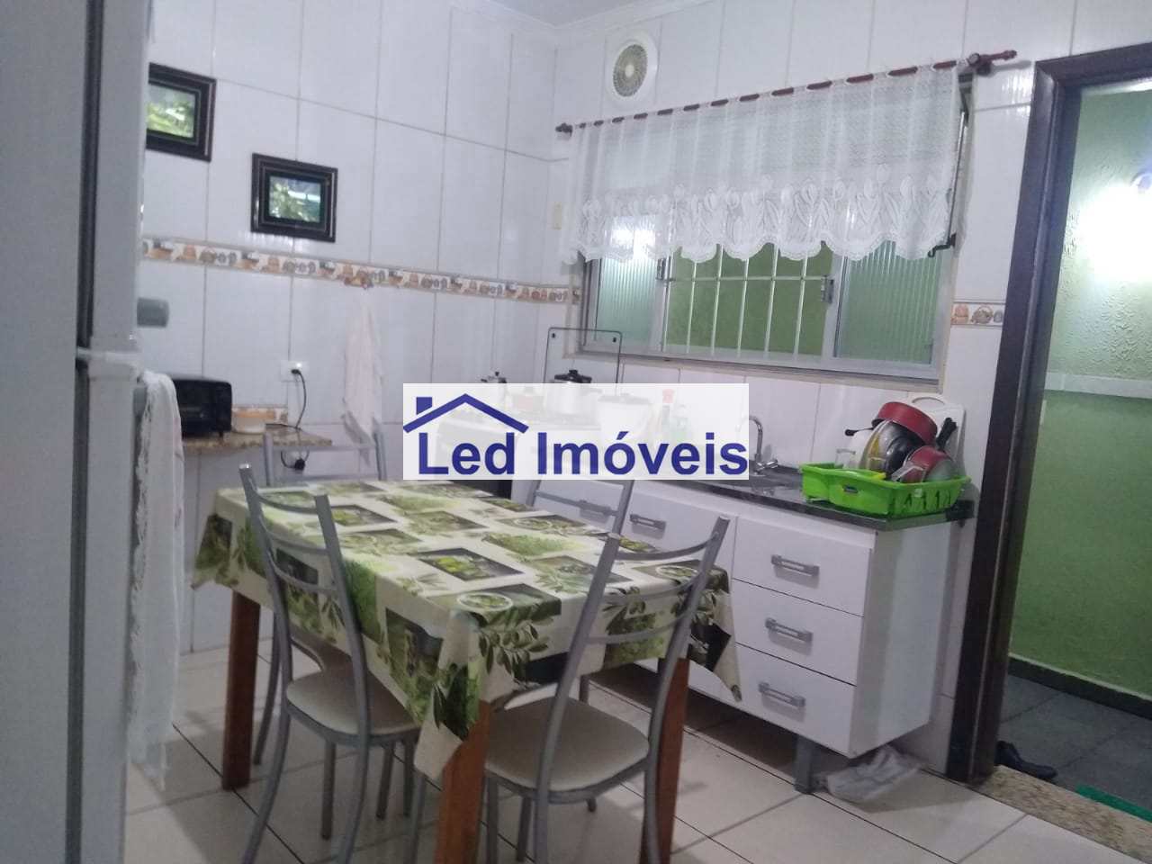 Sobrado à venda com 3 quartos, 130m² - Foto 3