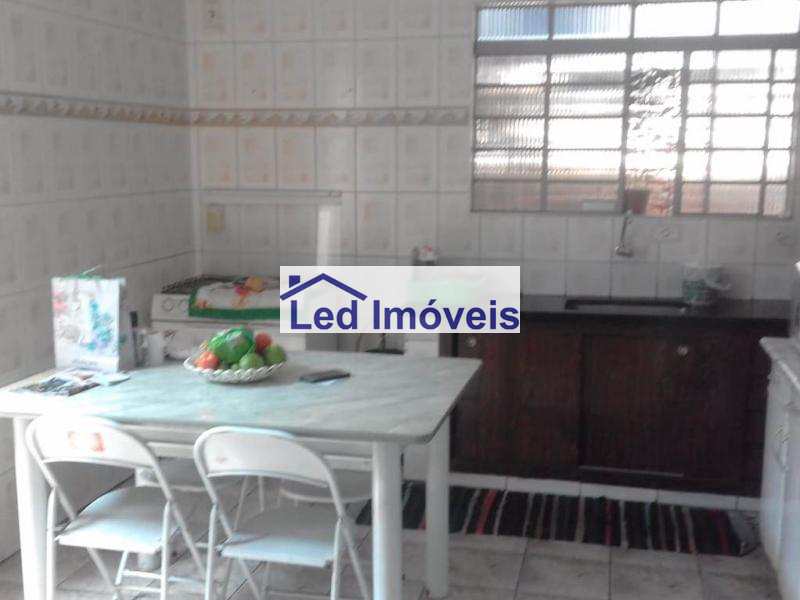 Casa à venda com 3 quartos, 140m² - Foto 5