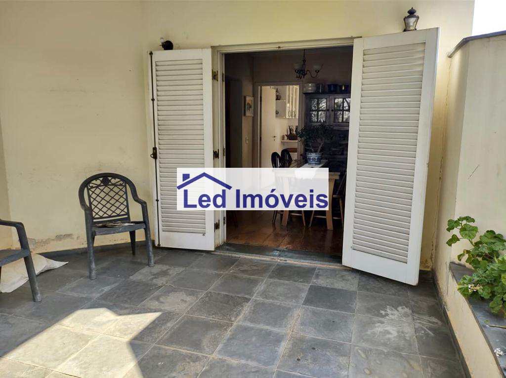 Sobrado à venda com 4 quartos, 150m² - Foto 10