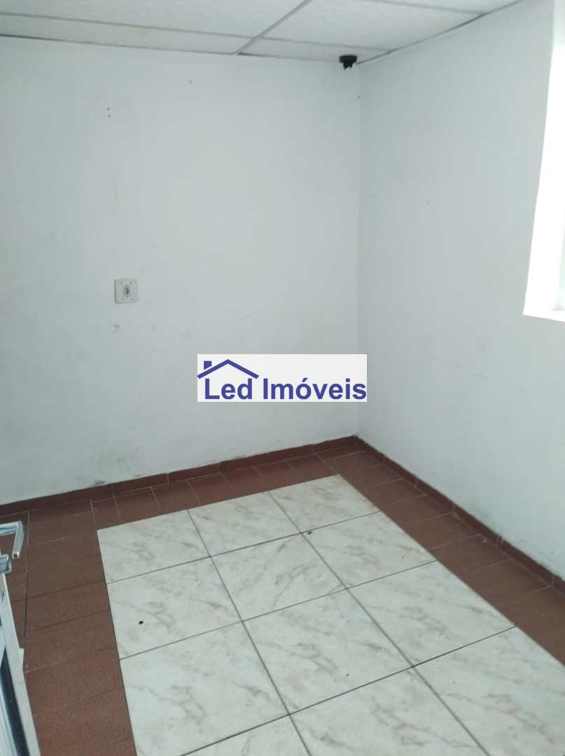 Casa à venda com 3 quartos, 320m² - Foto 12