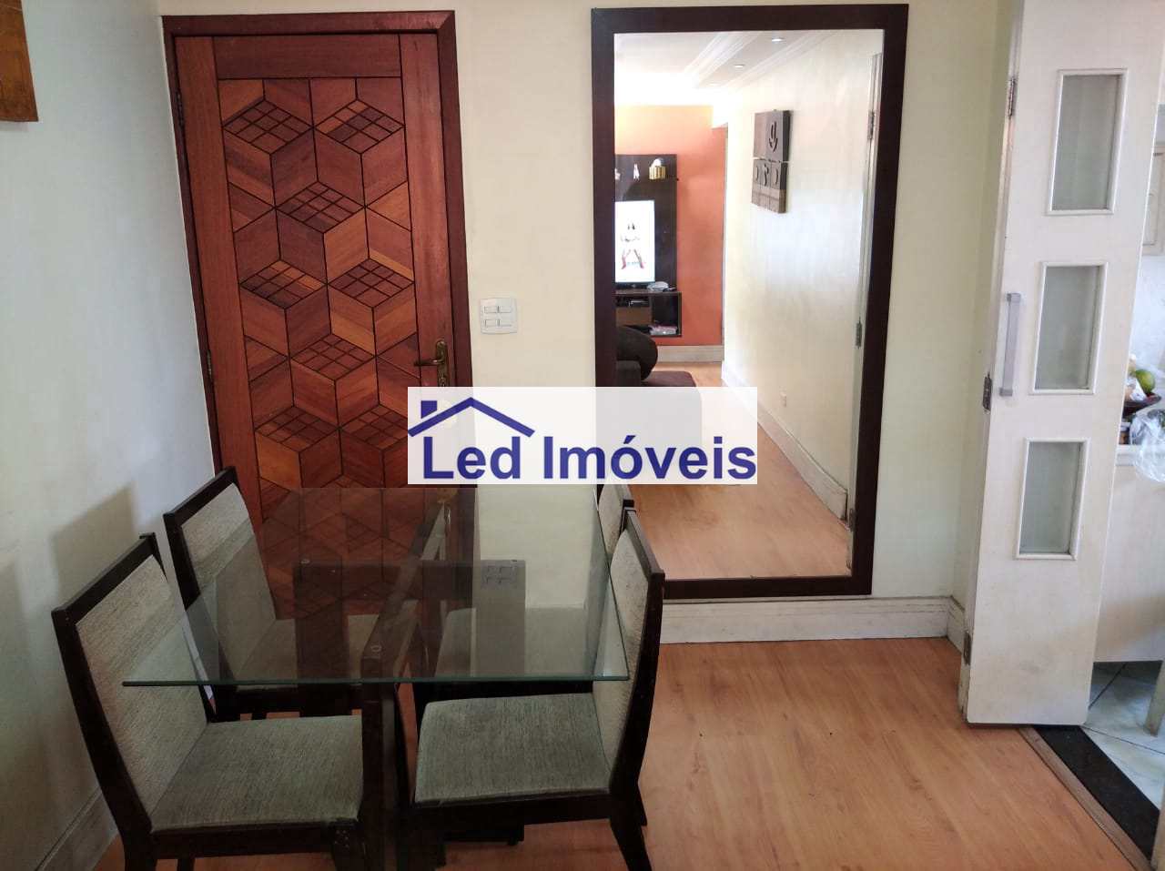 Apartamento à venda com 3 quartos, 68m² - Foto 1