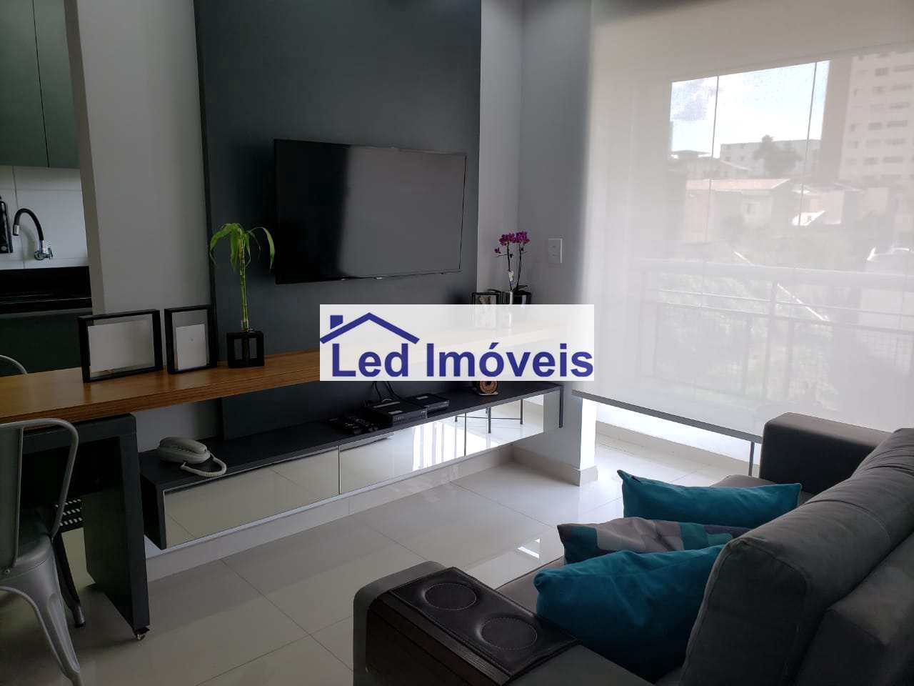 Apartamento à venda com 1 quarto, 36m² - Foto 2