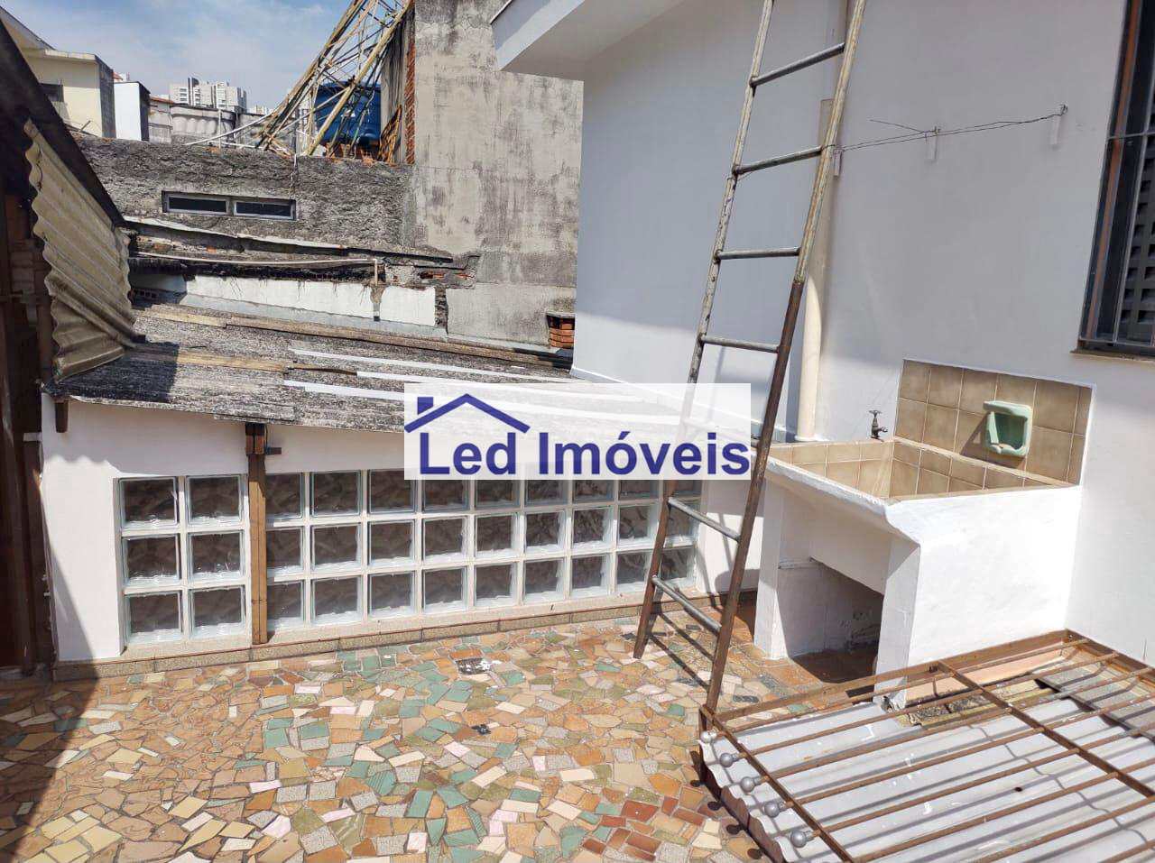 Sobrado à venda com 3 quartos, 180m² - Foto 28