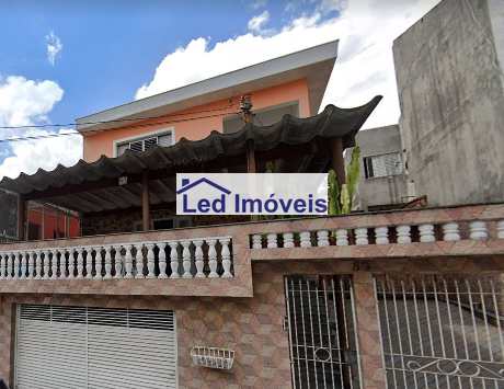 Sobrado à venda com 3 quartos, 180m² - Foto 1