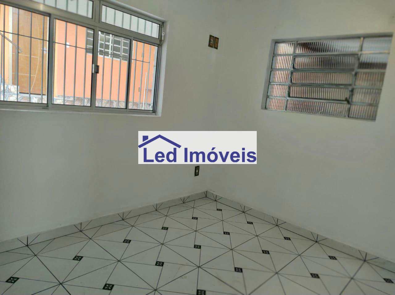 Sobrado à venda com 3 quartos, 180m² - Foto 17