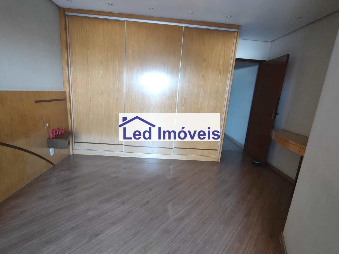 Sobrado à venda com 4 quartos, 212m² - Foto 21