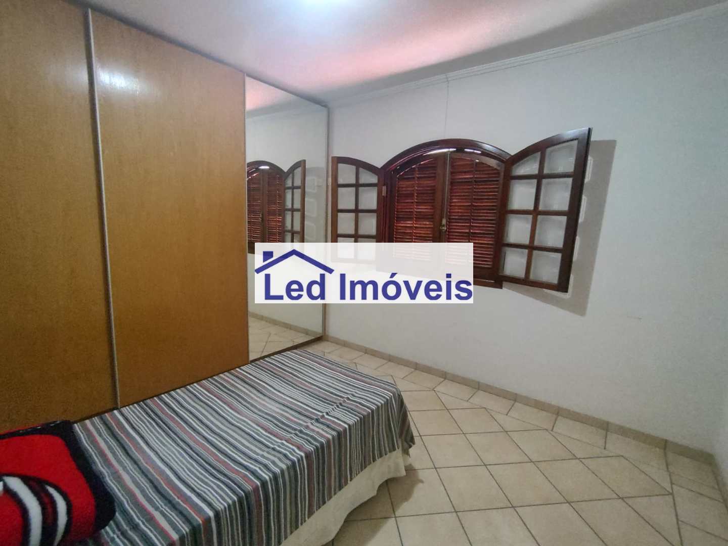 Sobrado à venda com 4 quartos, 212m² - Foto 30