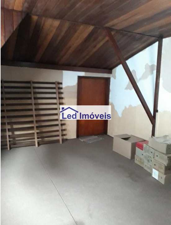 Sobrado à venda com 3 quartos, 244m² - Foto 32