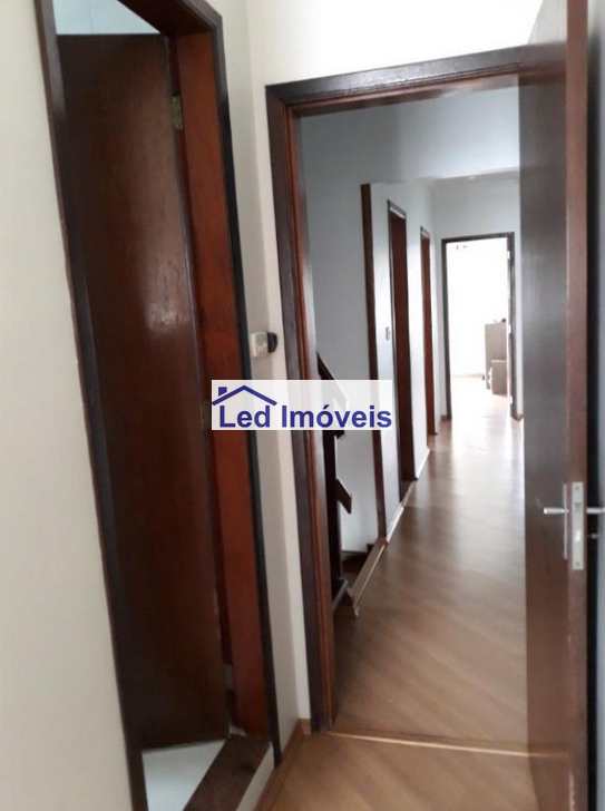 Sobrado à venda com 3 quartos, 244m² - Foto 18