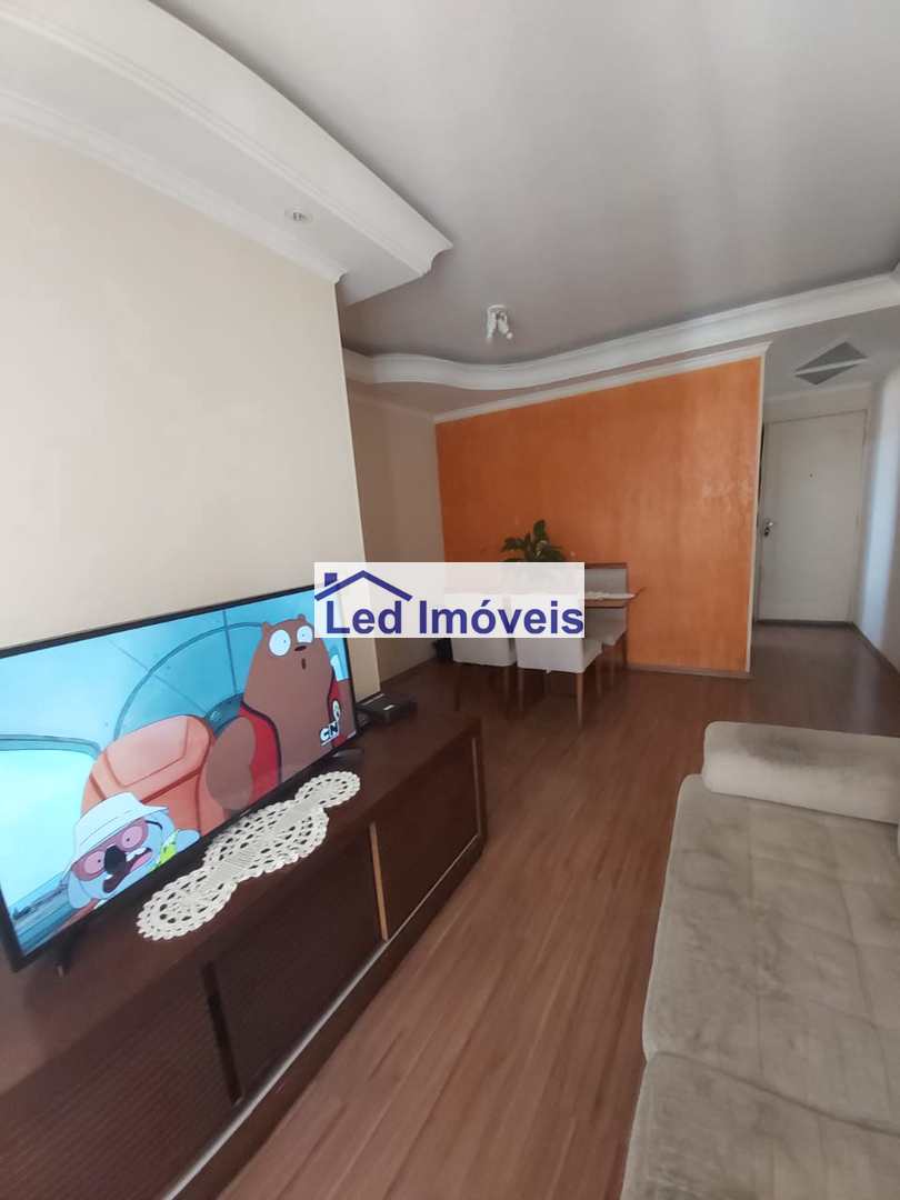 Apartamento à venda com 3 quartos, 63m² - Foto 3