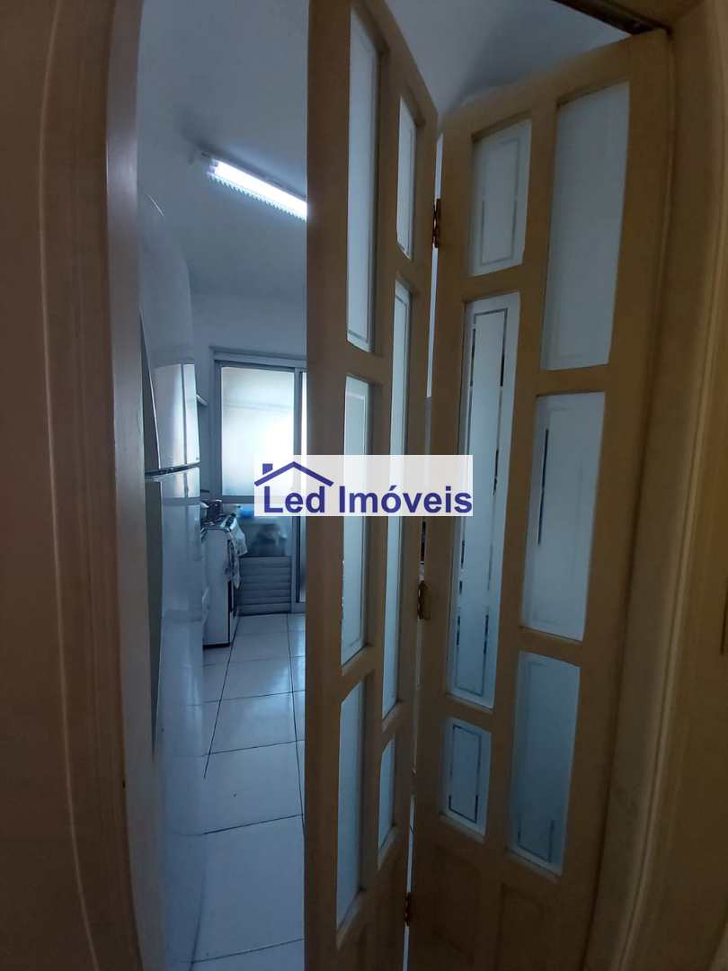 Apartamento à venda com 3 quartos, 63m² - Foto 7