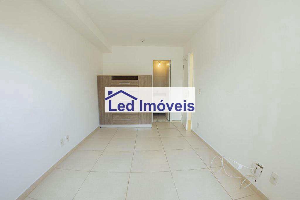 Apartamento à venda com 2 quartos, 63m² - Foto 18